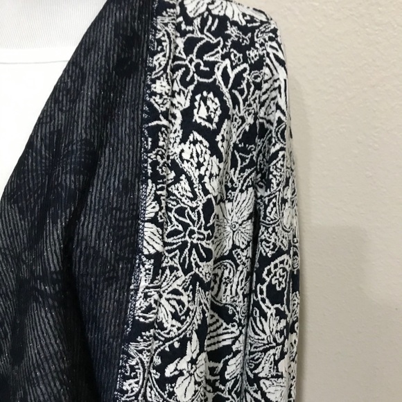 Kut from the Kloth cardigan size L - Picture 2 of 5